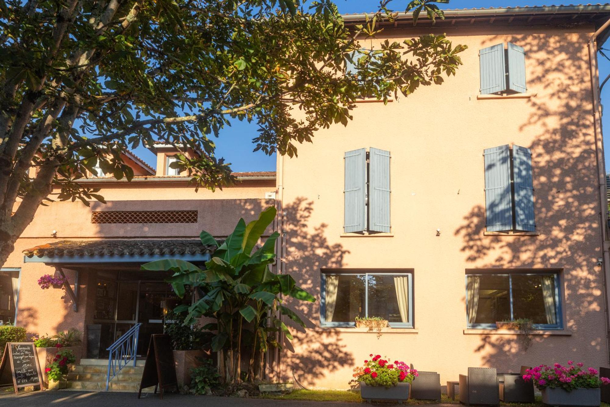 Hotel Restaurant Des Thermes Castera-Verduzan Ngoại thất bức ảnh