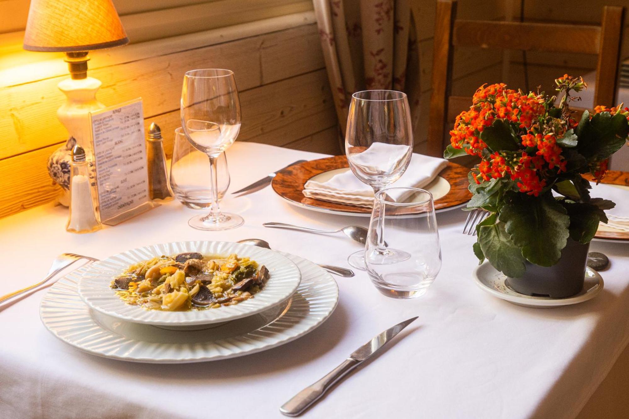 Hotel Restaurant Des Thermes Castera-Verduzan Ngoại thất bức ảnh