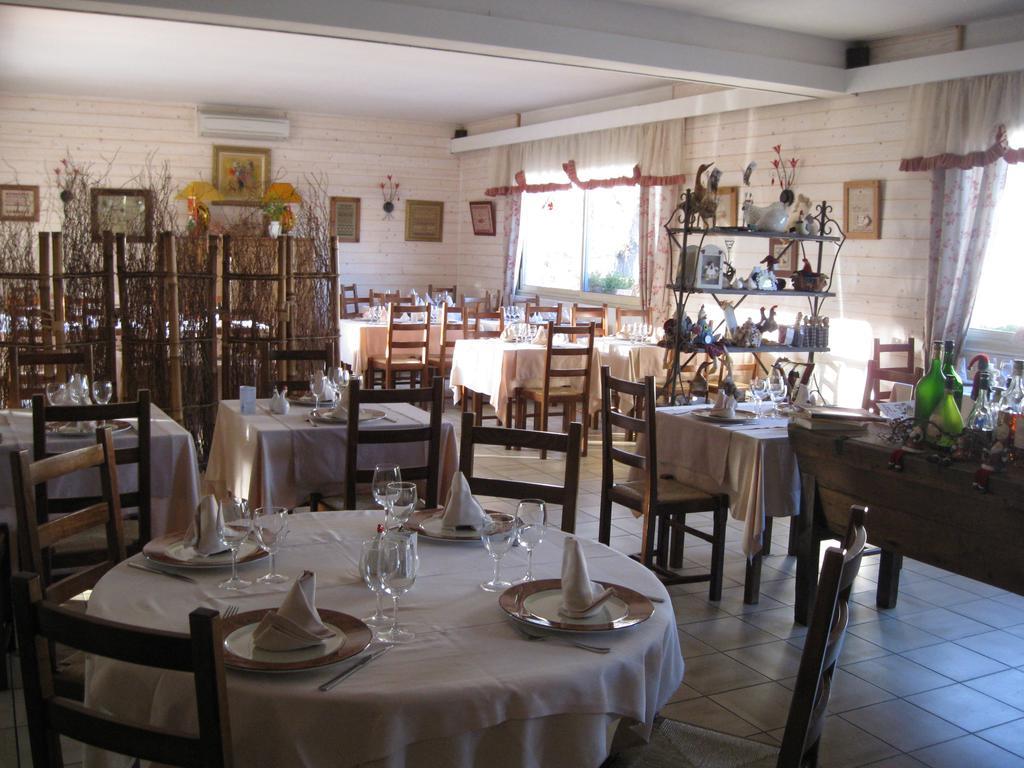 Hotel Restaurant Des Thermes Castera-Verduzan Ngoại thất bức ảnh