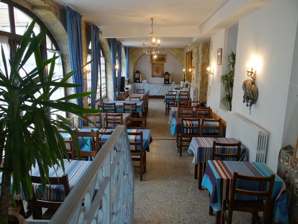 Hotel Restaurant Des Thermes Castera-Verduzan Ngoại thất bức ảnh